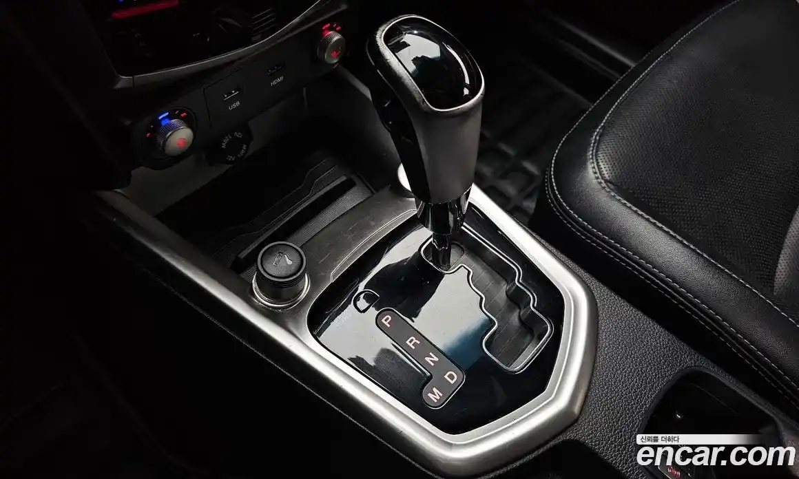 SsangYong TIBOLI 2015 1.6 автомат (гидро), фото 9