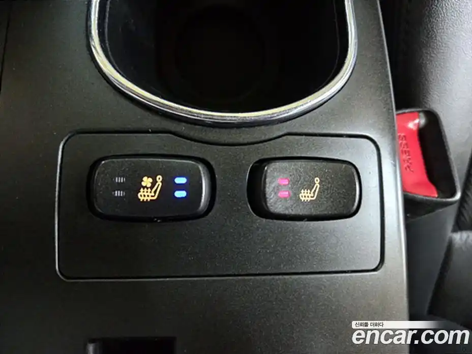 SsangYong Korando 2015 2.2 автомат (гидро), фото 13