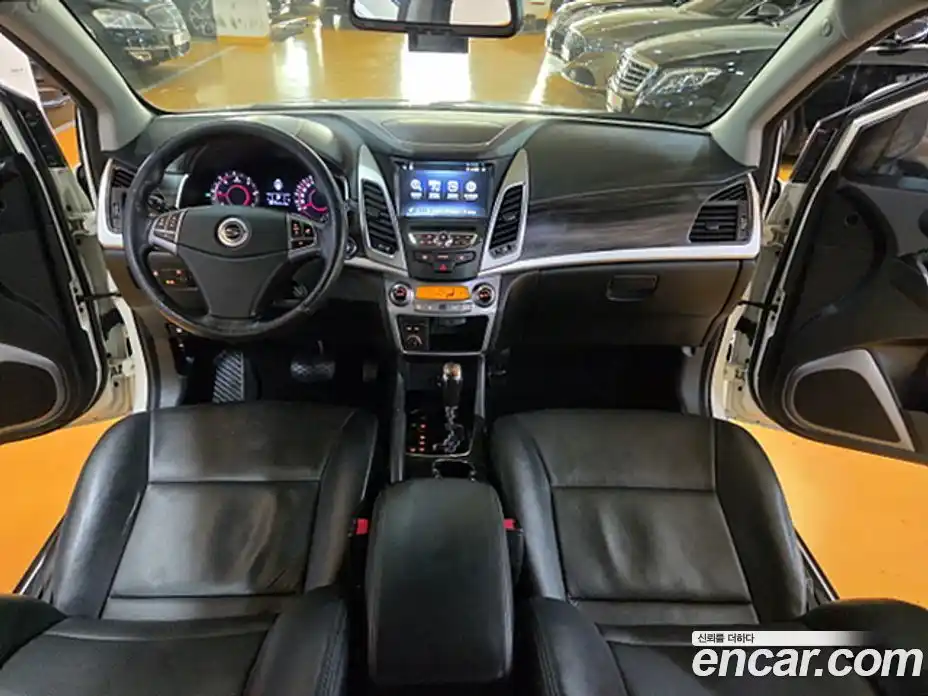 SsangYong Korando 2015 2.2 автомат (гидро), фото 9