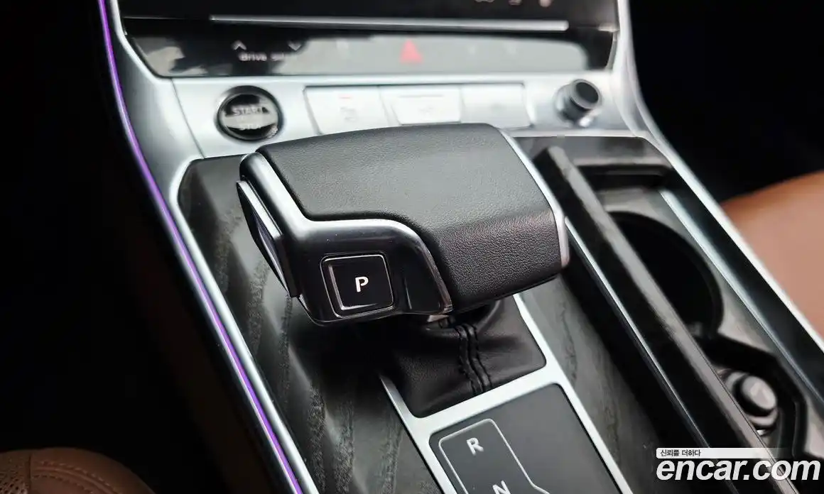 Audi A6 2022 2.0 автомат (гидро), фото 9