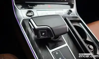 Audi A6 2022 2.0 автомат (гидро), миниатюра 9
