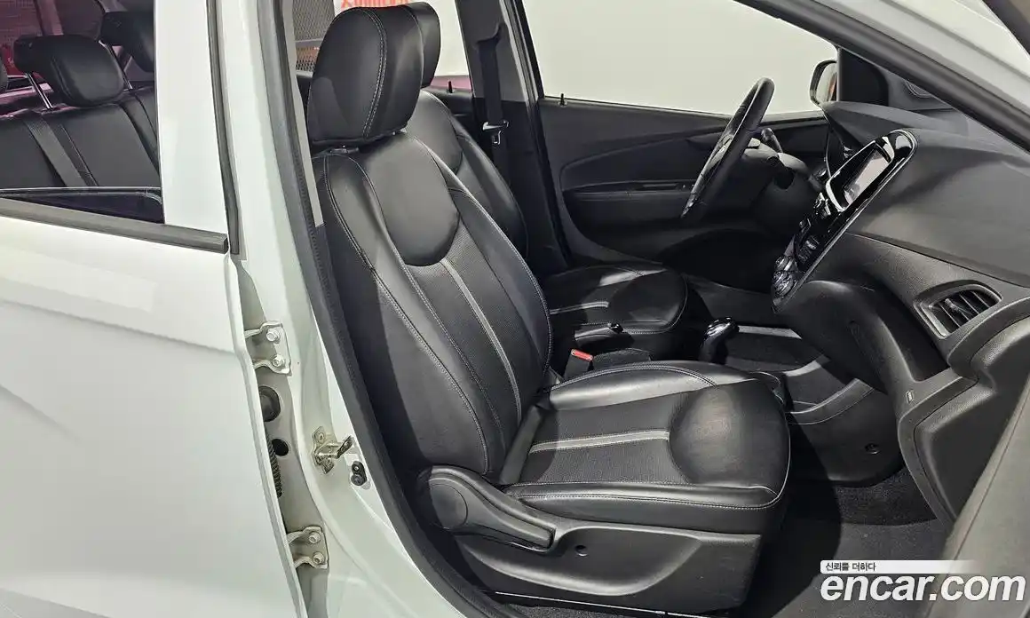 Chevrolet Spark 2020 1.0 автомат (гидро), фото 16
