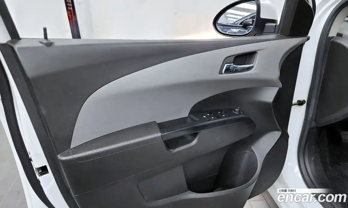 Chevrolet Aveo 2012 1.6 механика, фото 14