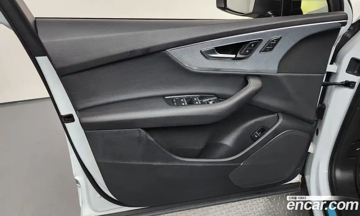 Audi Q7 2020 3.0 автомат (гидро), фото 14