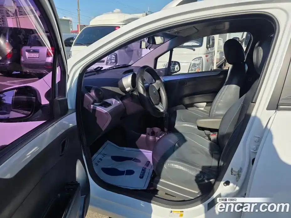 Chevrolet Spark 2013 1.0 автомат (гидро), фото 9