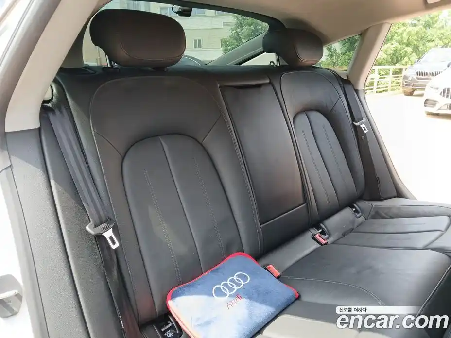 Audi A7 2013 3.0 автомат (гидро), фото 12