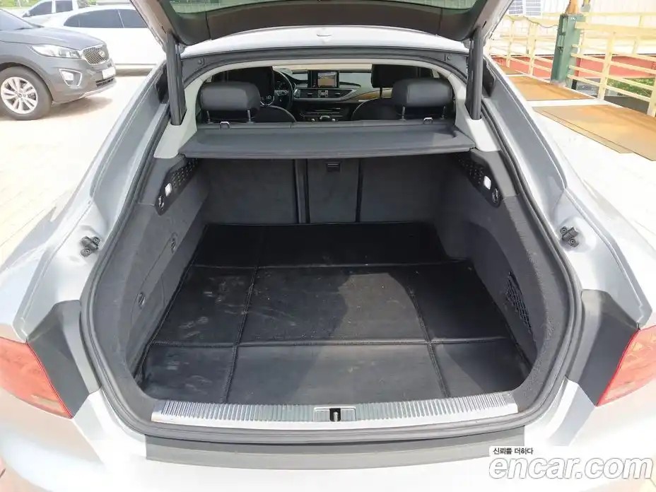 Audi A7 2013 3.0 автомат (гидро), фото 19