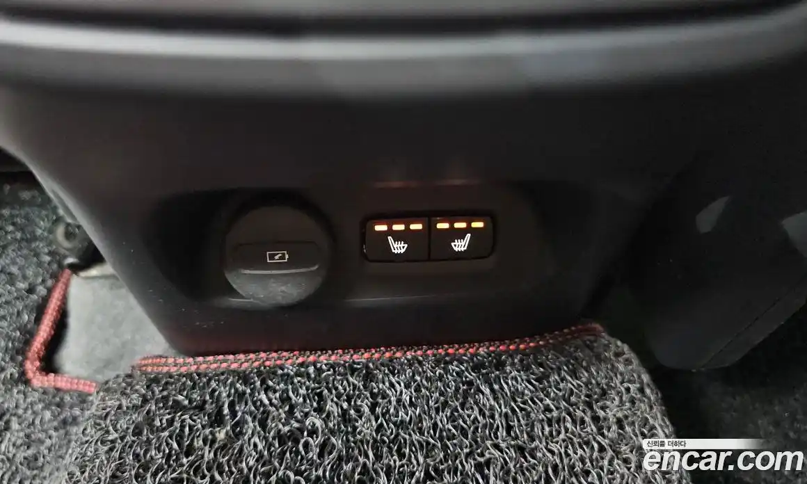 Volvo XC40 2022 2.0 автомат (гидро), фото 24