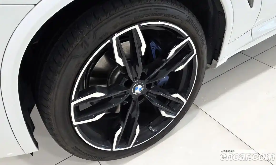 BMW X4 2025 3.0 автомат (гидро), фото 20