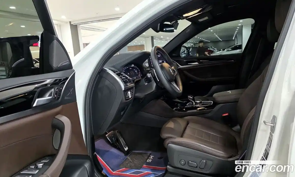 BMW X4 2025 3.0 автомат (гидро), фото 9
