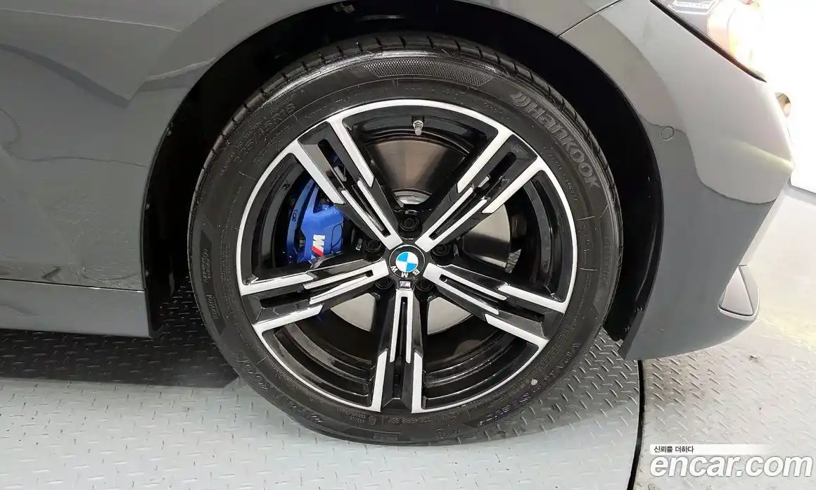 BMW 3 серия 2025 2.0 автомат (гидро), фото 7