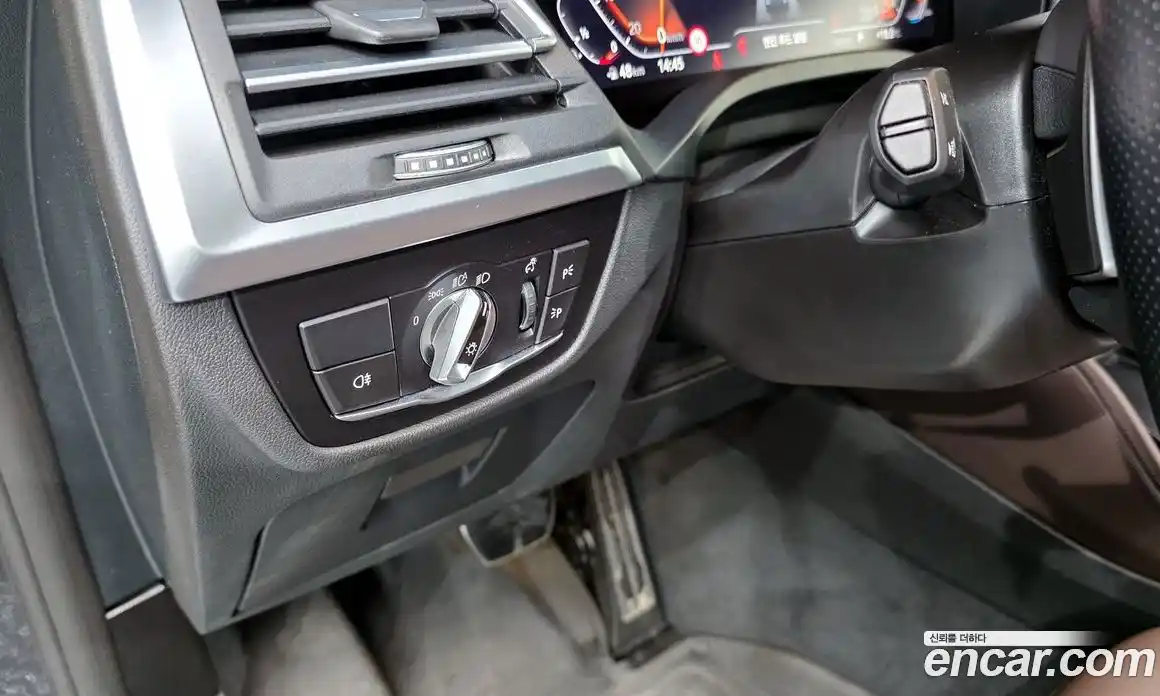 BMW X4 2025 2.0 автомат (гидро), фото 24