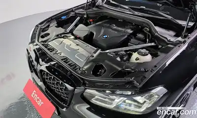 BMW X4 2025 2.0 автомат (гидро), миниатюра 6