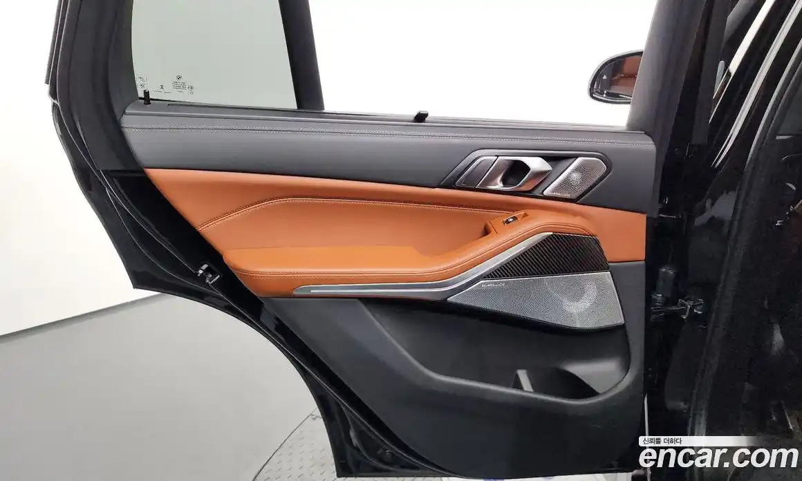 BMW X5 2024 4.4 автомат (гидро), фото 15