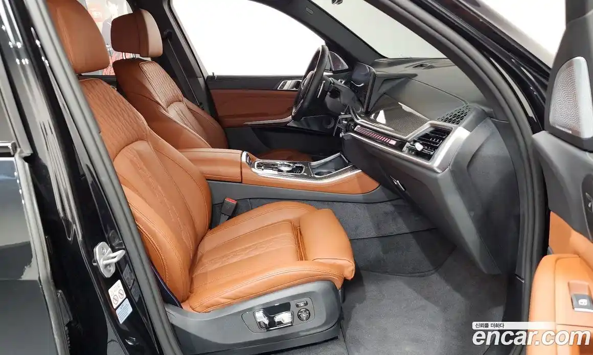 BMW X5 2024 4.4 автомат (гидро), фото 16