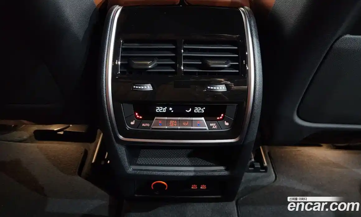 BMW X5 2024 4.4 автомат (гидро), фото 33