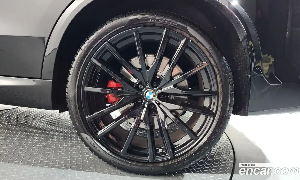 BMW X5 2024 4.4 автомат (гидро), фото 7