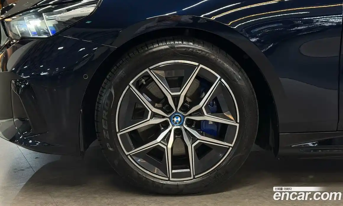 BMW i5 2024 0.2 автомат (гидро), фото 5