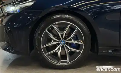BMW i5 2024 0.2 автомат (гидро), миниатюра 5