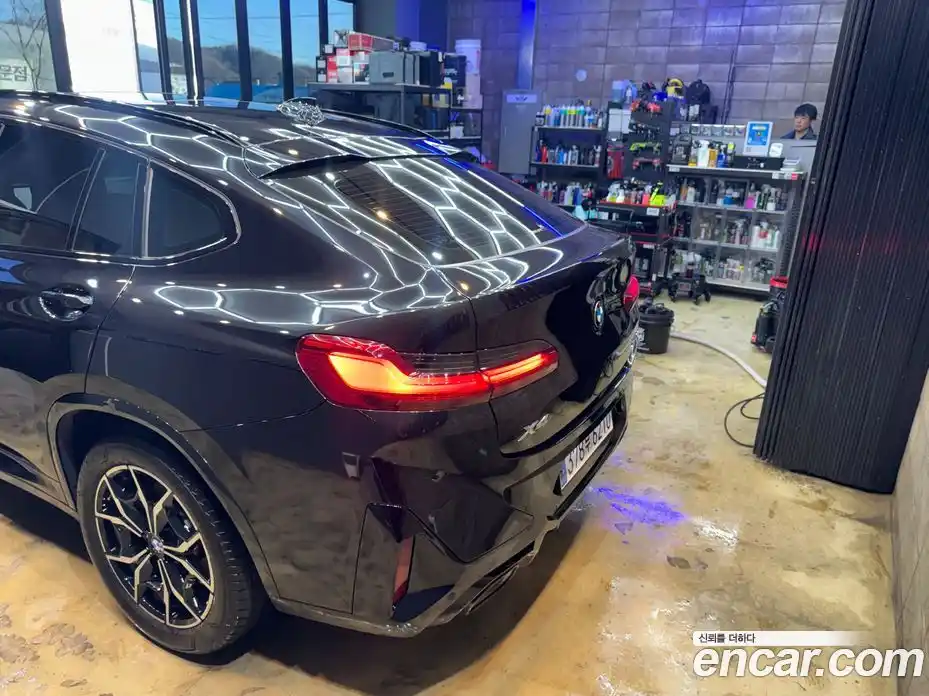 BMW X4 2023 2.0 автомат (гидро), фото 15