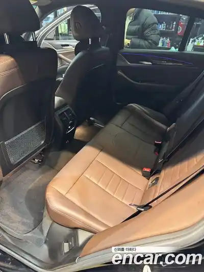 BMW X4 2023 2.0 автомат (гидро), миниатюра 9