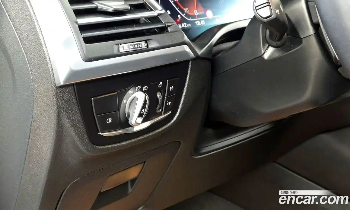 BMW X3 2022 2.0 автомат (гидро), фото 23