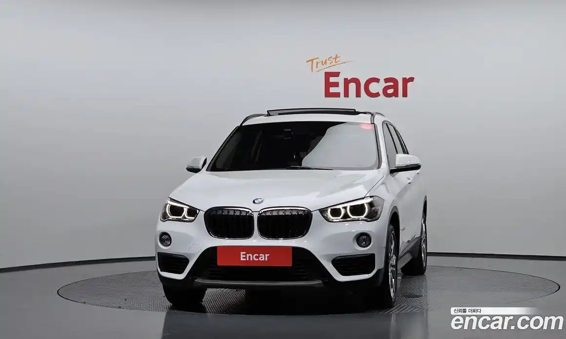 BMW X1 2018 2.0 автомат (гидро), фото 3