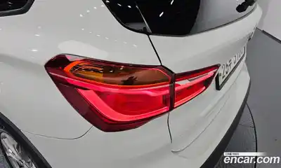 BMW X1 2018 2.0 автомат (гидро), миниатюра 9
