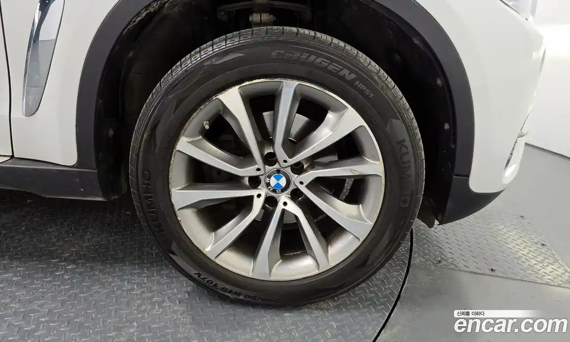 BMW X6 2018 3.0 автомат (гидро), фото 22