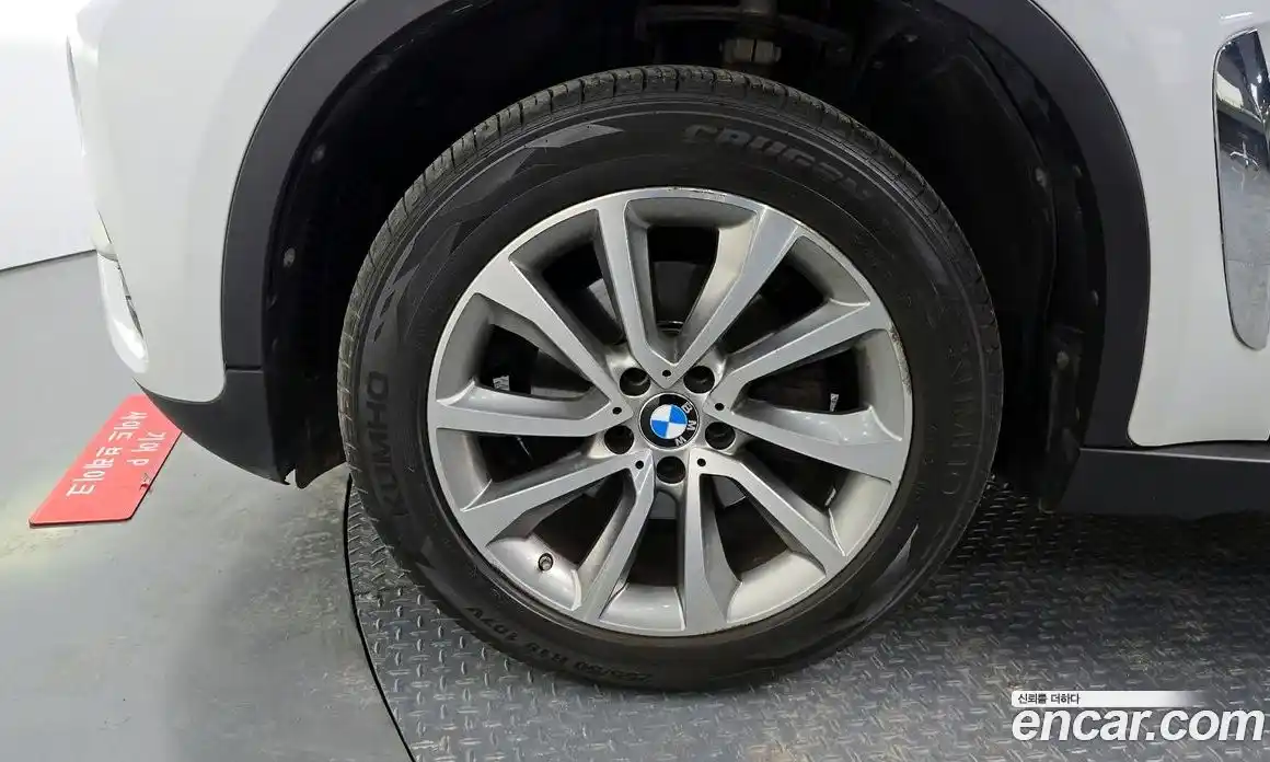 BMW X6 2018 3.0 автомат (гидро), фото 25