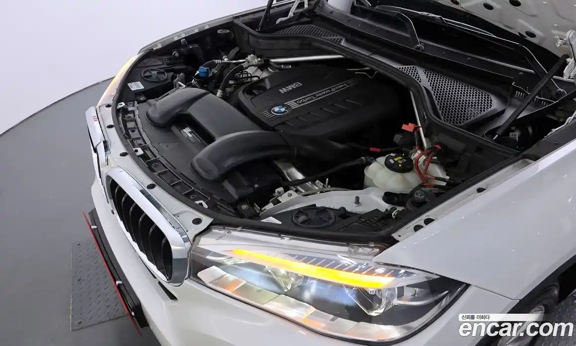 BMW X6 2018 3.0 автомат (гидро), фото 5