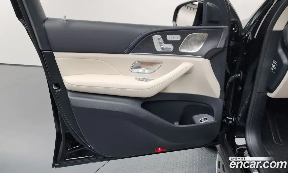 Mercedes-Benz GLE-Class 2025 3.0 гидро, фото 14