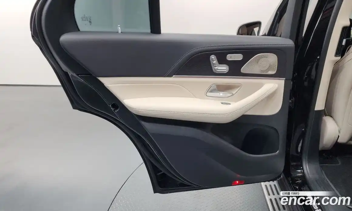Mercedes-Benz GLE-Class 2025 3.0 гидро, фото 15