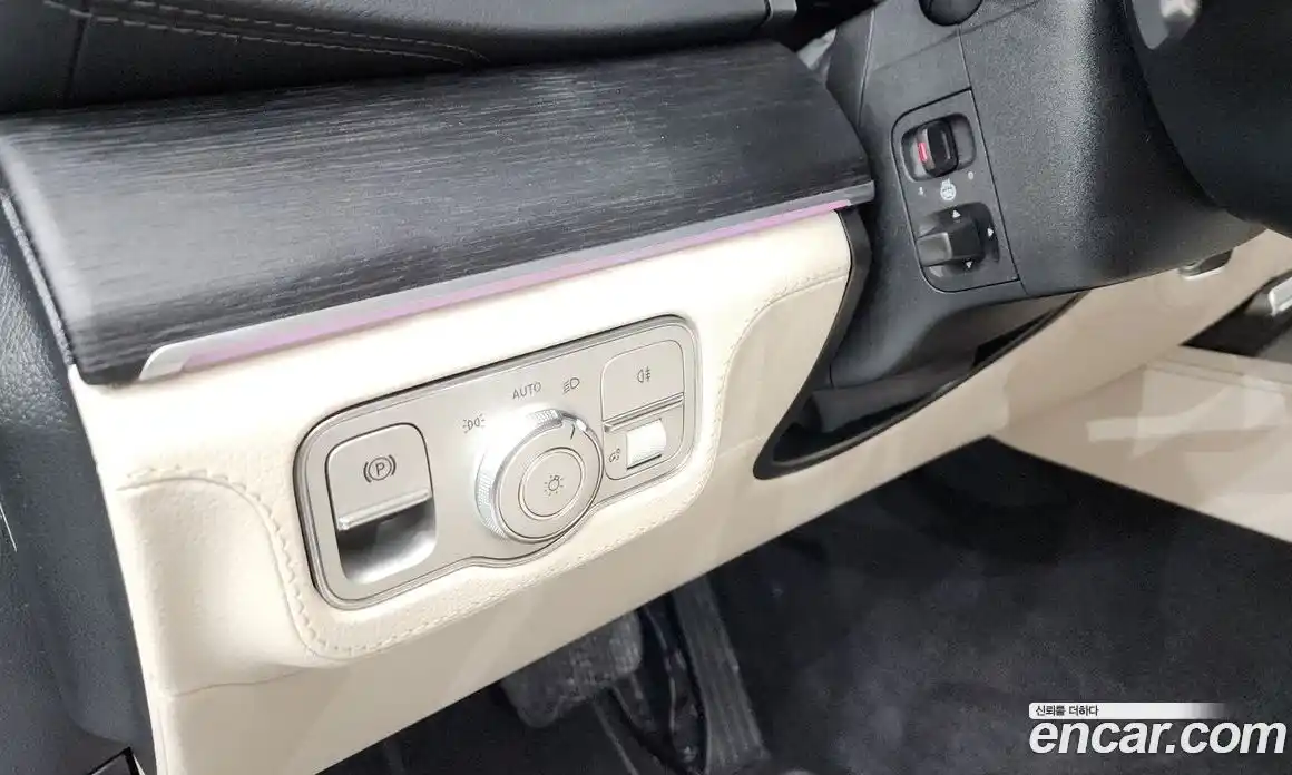 Mercedes-Benz GLE-Class 2025 3.0 гидро, фото 29