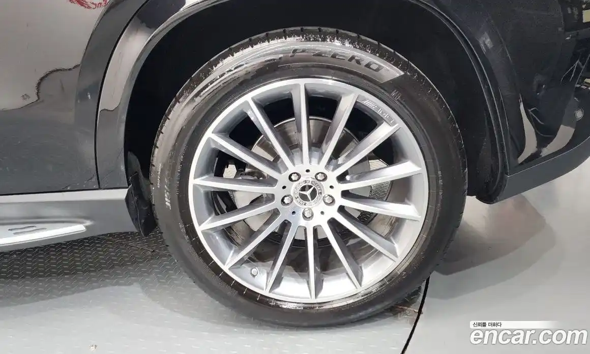 Mercedes-Benz GLE-Class 2025 3.0 гидро, фото 7
