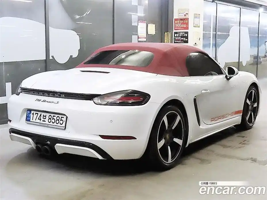 Porsche 718 2017 2.0 автомат (гидро), фото 4