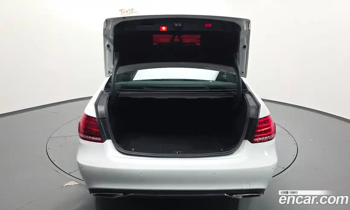 Mercedes-Benz E-Class 2015 3.0 автомат (гидро), фото 20