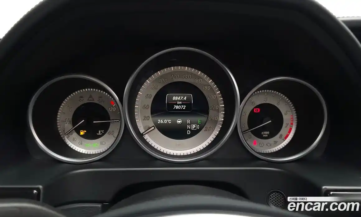 Mercedes-Benz E-Class 2015 3.0 автомат (гидро), фото 8
