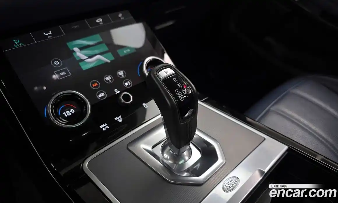 Land Rover Range Rover Evoque 2020 2.0 автомат (гидро), фото 12