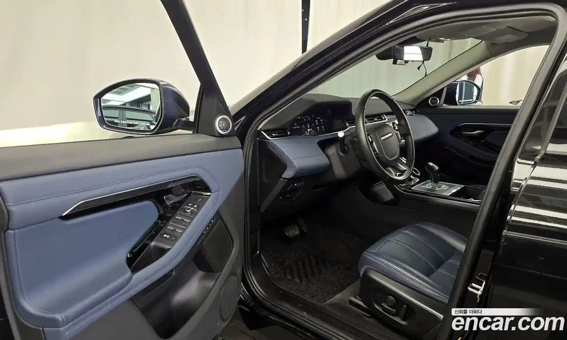 Land Rover Range Rover Evoque 2020 2.0 автомат (гидро), фото 13