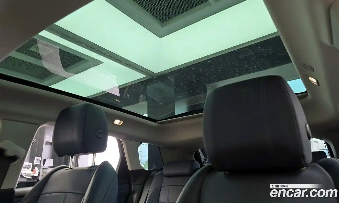 Land Rover Range Rover Evoque 2020 2.0 автомат (гидро), фото 22
