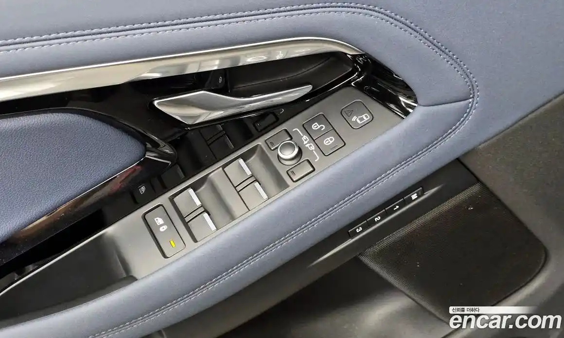 Land Rover Range Rover Evoque 2020 2.0 автомат (гидро), фото 29