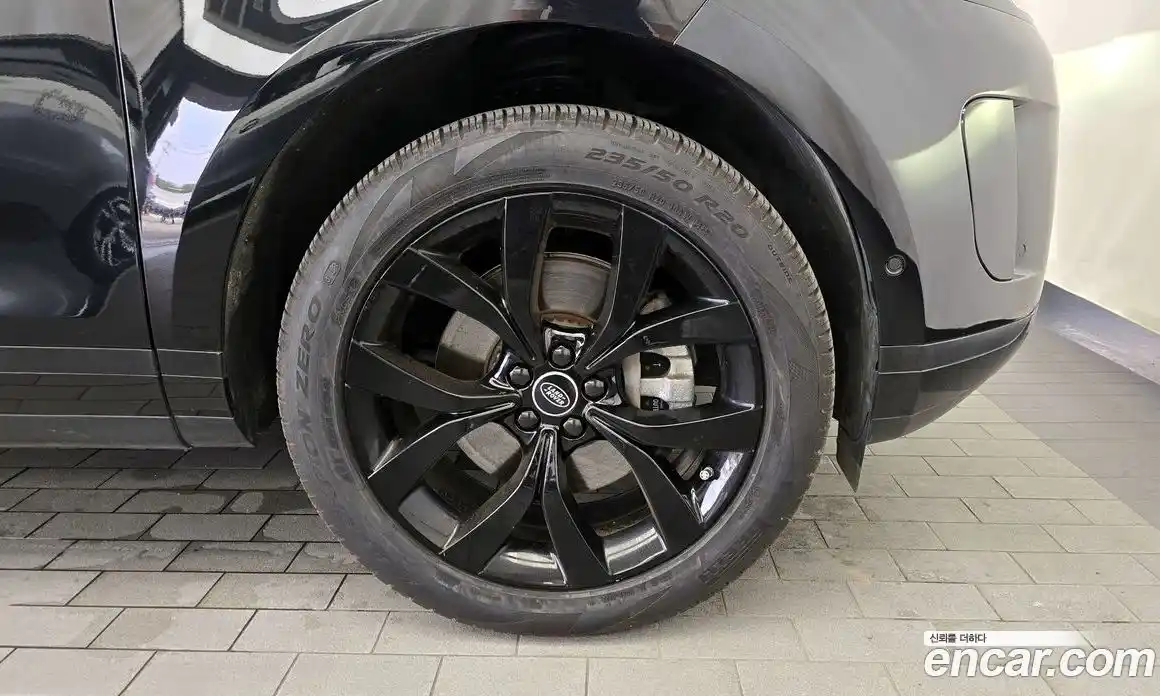 Land Rover Range Rover Evoque 2020 2.0 автомат (гидро), фото 7