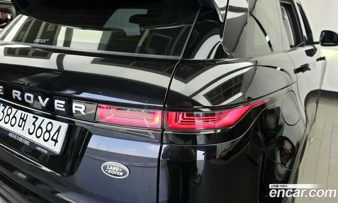 Land Rover Range Rover Evoque 2020 2.0 автомат (гидро), фото 9
