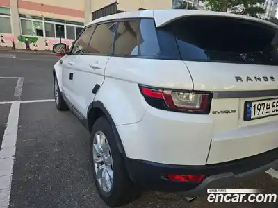 Land Rover Range Rover Evoque 2018 2.0 автомат (гидро), миниатюра 2