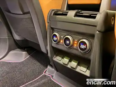 Land Rover Defender 2023 3.0 автомат (гидро), миниатюра 10
