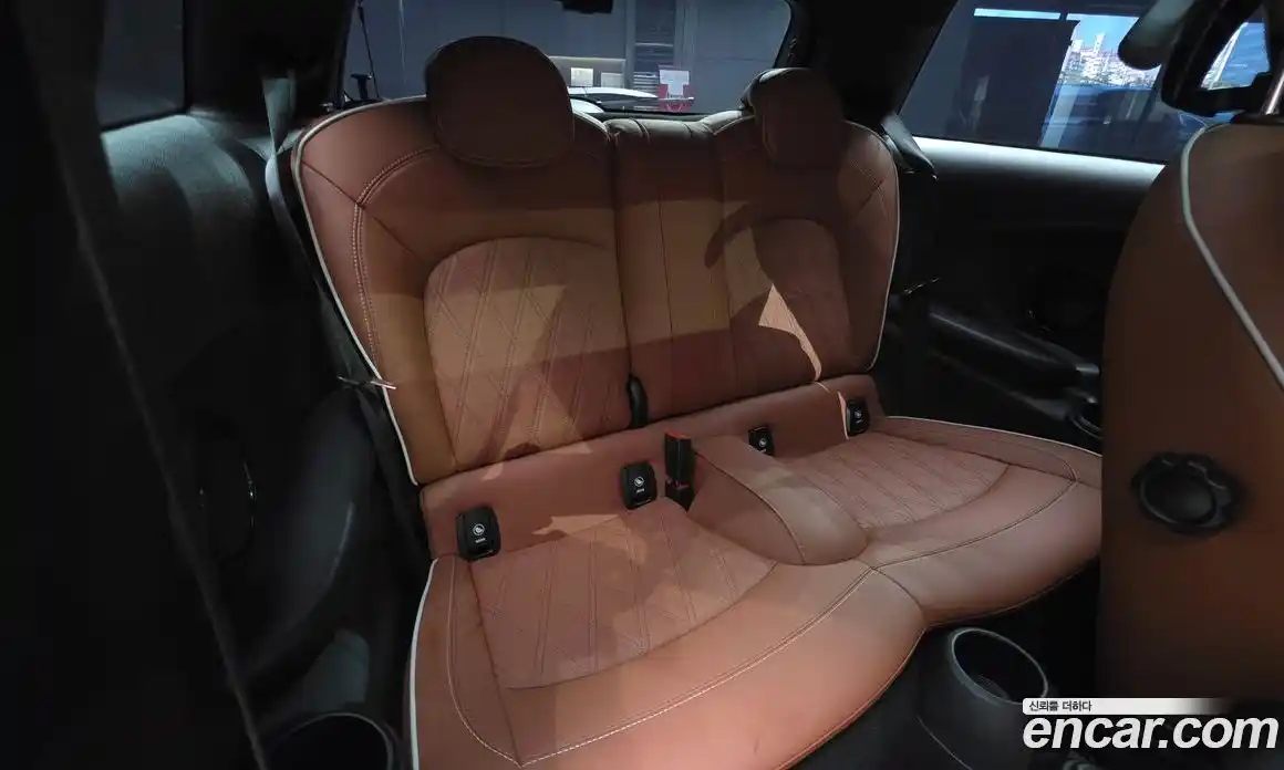 Mini Cooper 2021 2.0 автомат (гидро), фото 17