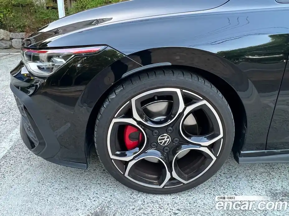 Volkswagen Golf 2025 2.0 автомат (гидро), фото 4