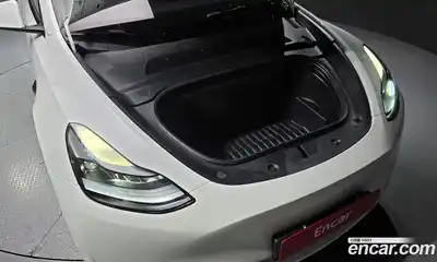 Tesla Model Y 2023 0.2 автомат (гидро), миниатюра 6