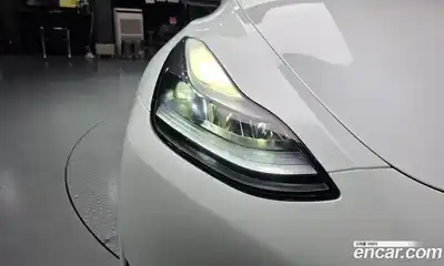 Tesla Model Y 2023 0.2 автомат (гидро), миниатюра 8